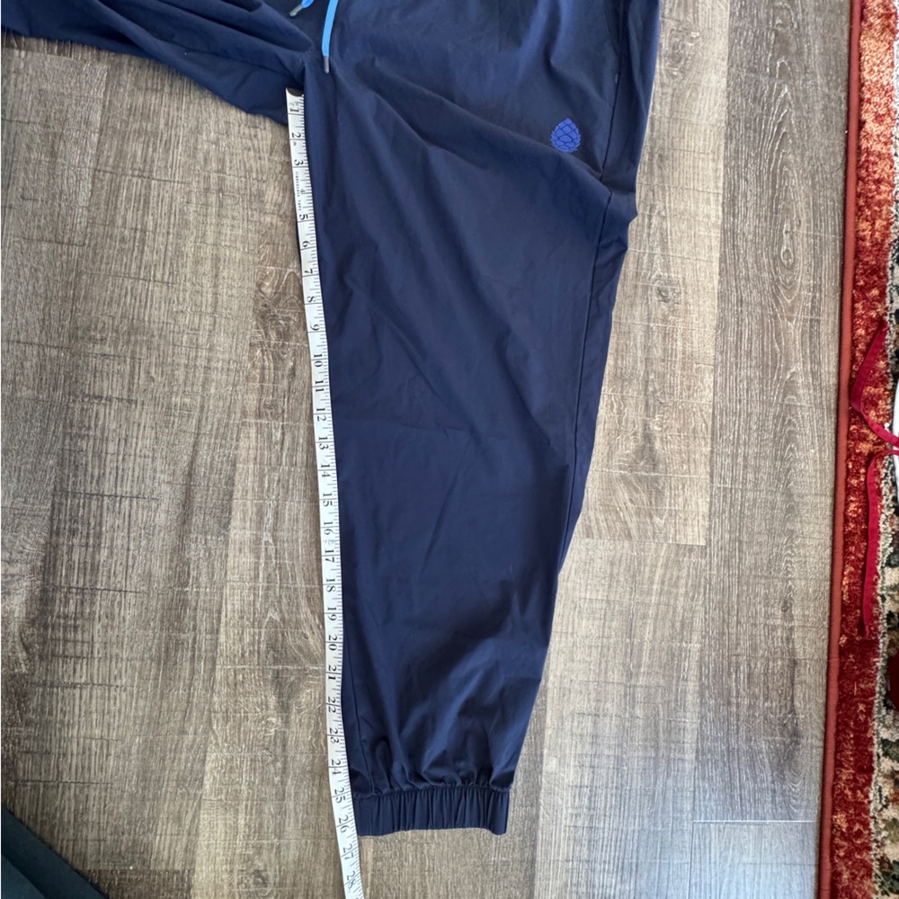 Stio Navy Blue Jogger Pants with Light Blue Drawstring - Picture 4 of 8